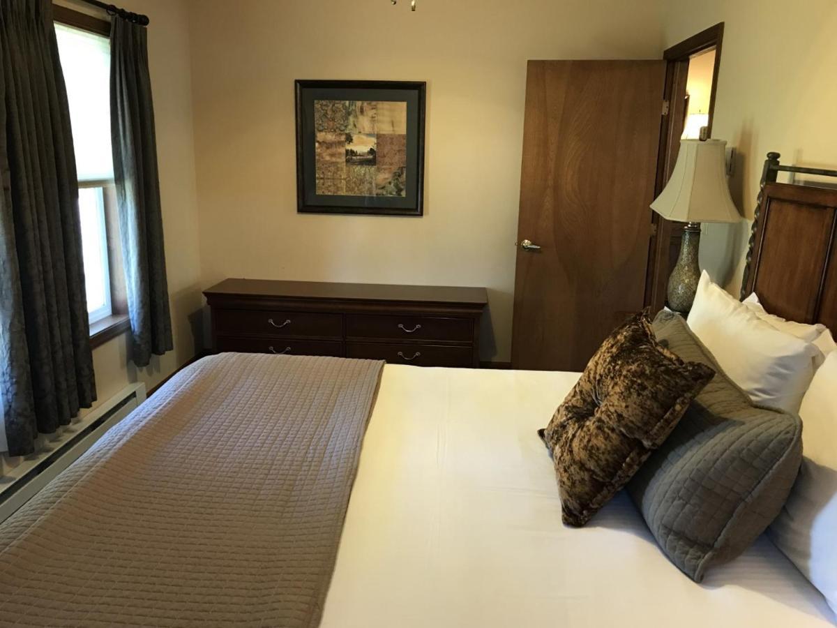 Woodfield Manor - A Sundance Vacations Property Cresco المظهر الخارجي الصورة