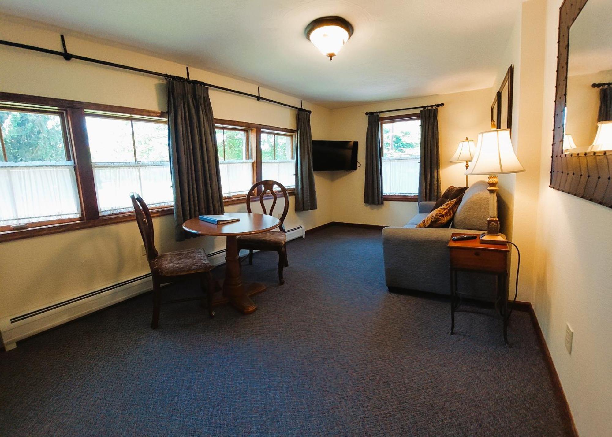 Woodfield Manor - A Sundance Vacations Property Cresco المظهر الخارجي الصورة